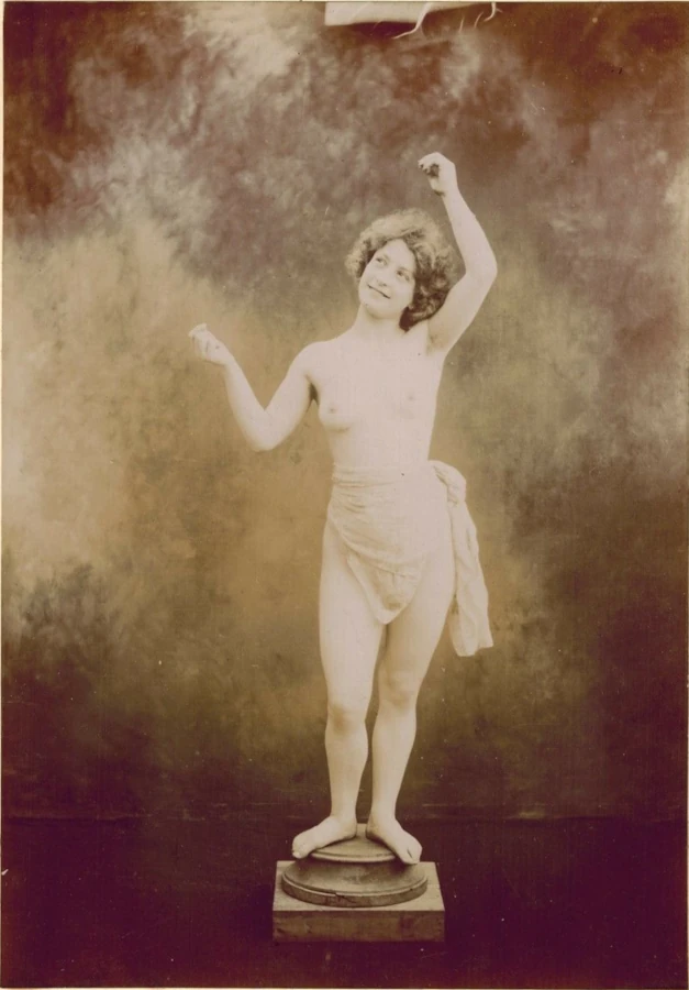 J. M. Cañellas - Photographie des Artistes id. 769