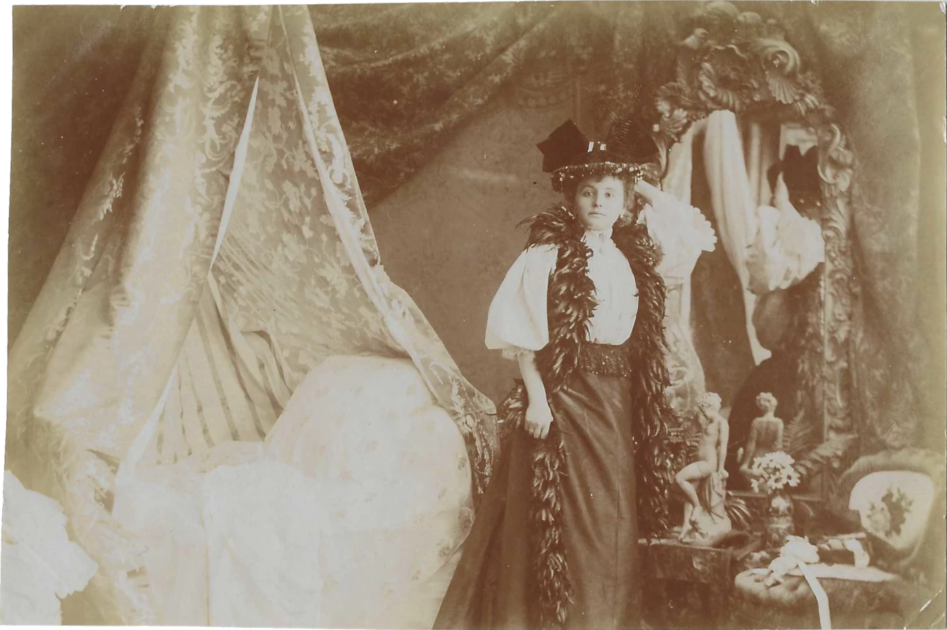 J. M. Cañellas - Photographie des Artistes id. 1389